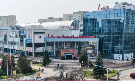 Land  a dziennikarstwo