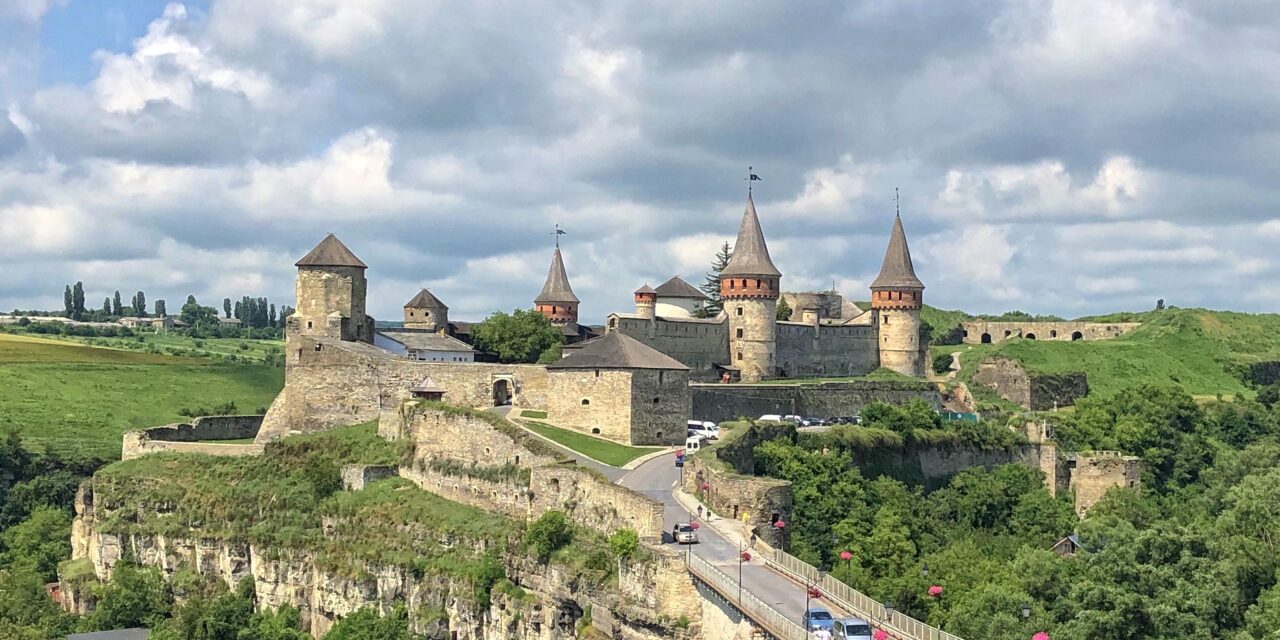 W Klubie Historycznym o Kamieńcu Podolskim