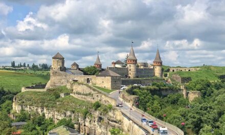 W Klubie Historycznym o Kamieńcu Podolskim