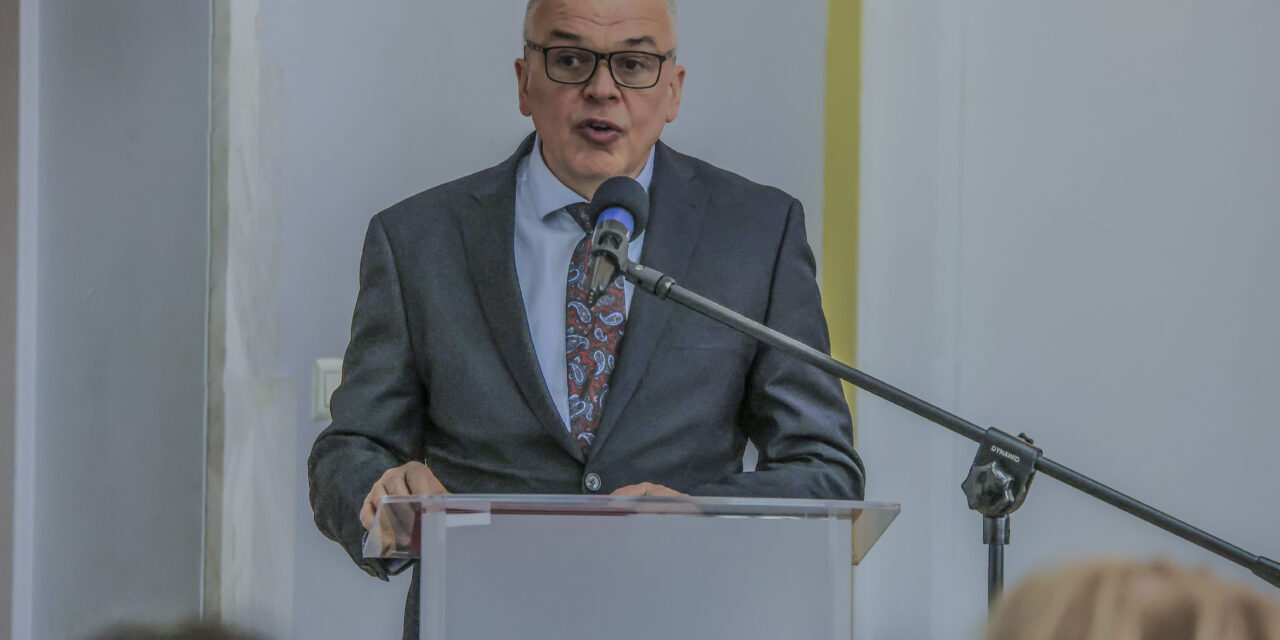 Dziennikarze o historii i przyszłości